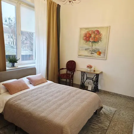 Cozy Fryko Era - 1929, 2 Twin Beds Kaunas