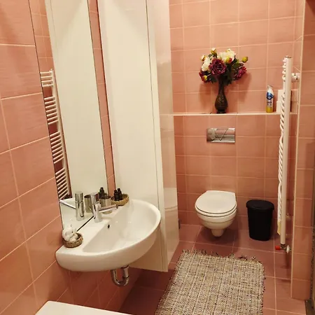 Cozy Fryko Era - 1929, 2 Twin Beds